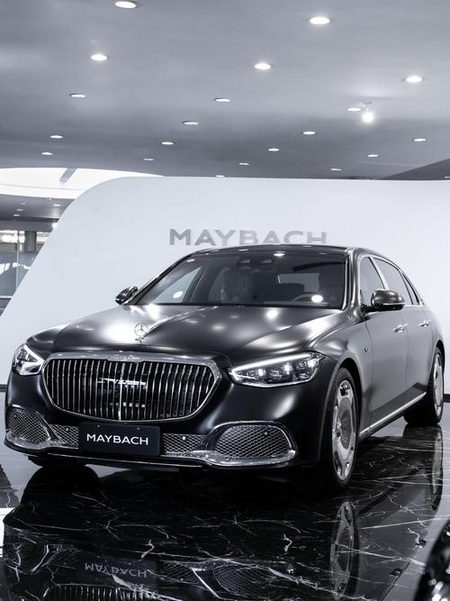 重庆233岚图汽车的售后服务让用户无忧出行，迈巴赫未来的豪华车趋势